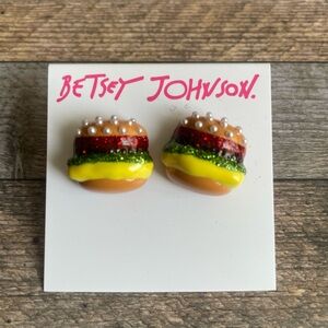 PRICE FIRM Betsey Johnson Hamburger Stud Earrings 🍔